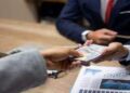 Five Factors When Picking a Payday Loan Lender