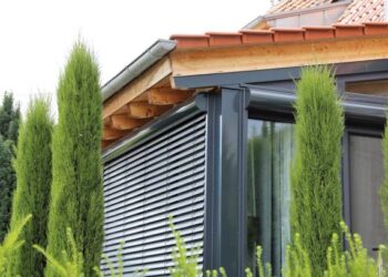 Types of Outdoor Blinds