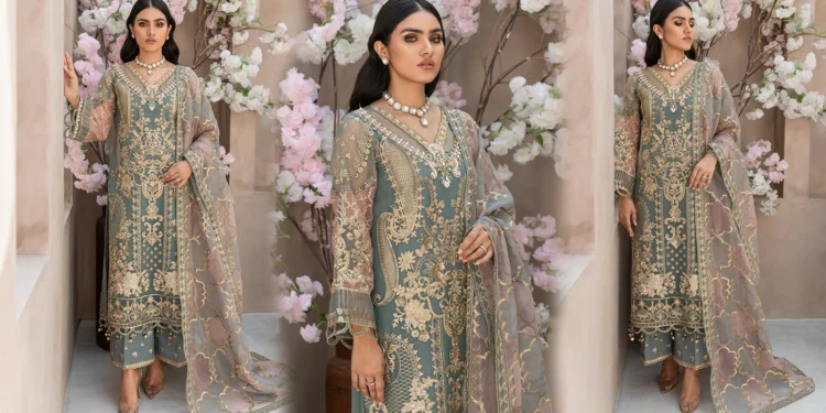 How to Send Clothes From Pakistan to UK?