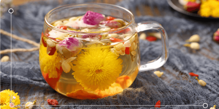 Top 6 Teas That Are Made With Flowers