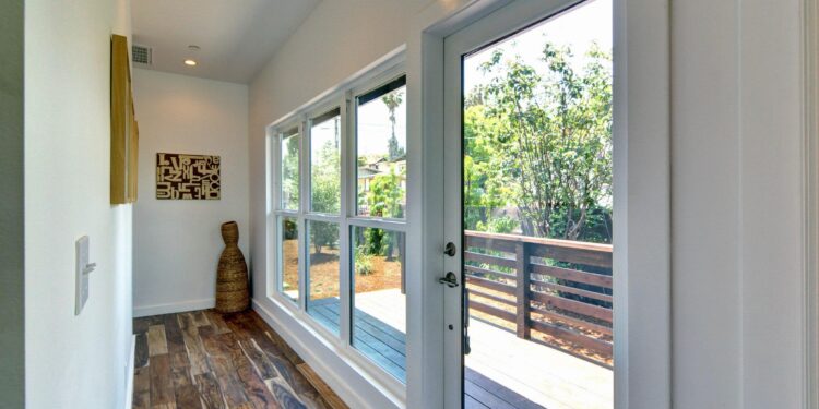 How to Fix a Hole in a Vinyl Window Frame