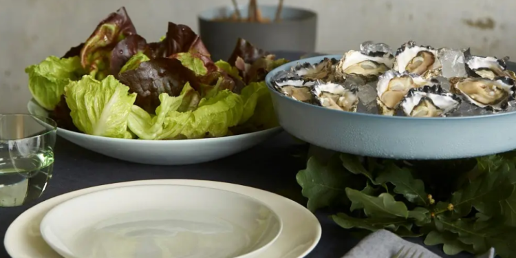 dinner plates