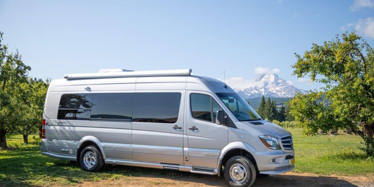 How to Protect Your Business’s Van Fleet