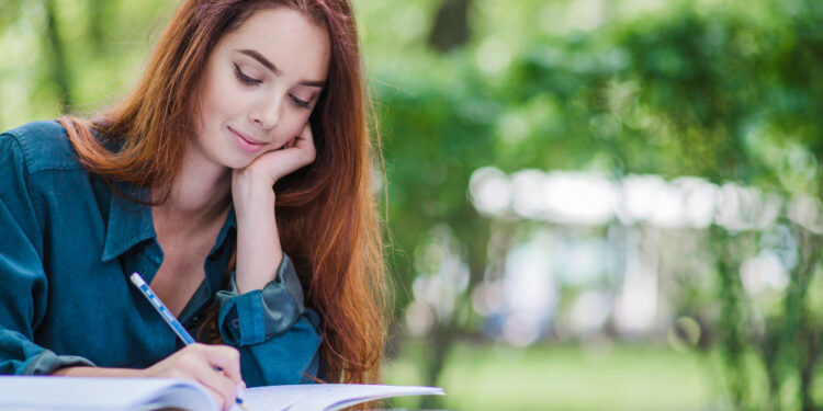 Satirical Essay – Features and Writing Tips For Students