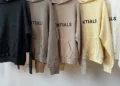 Essential hoodie
