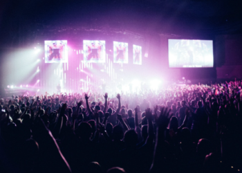 How To Manage Large Crowds At Events