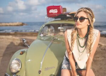 Celebrity Secrets for Always Looking Gorgeous: Makeup and Skincare Tips