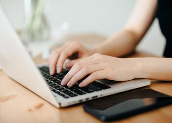 What is the USA Visa customer service phone number?