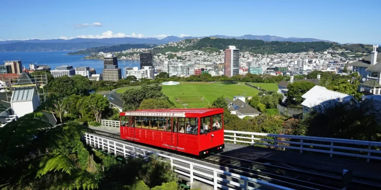 A Convenient Way to Obtain a New Zealand Tourist Visa