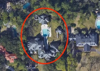 Joel Osteen’s House: A Luxurious Abode Reflecting Success