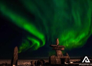 Northern Lights to Canadian Delights: A Guide to Canada Visa Applications for Citizens of Iceland and Ireland