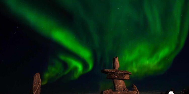 Northern Lights to Canadian Delights: A Guide to Canada Visa Applications for Citizens of Iceland and Ireland