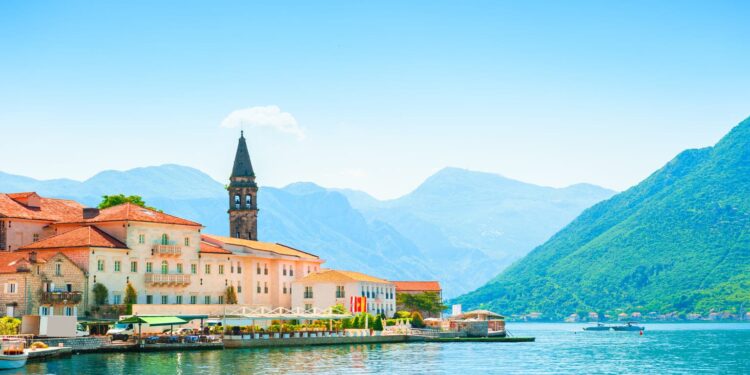 Guide to Saudi Visa for Montenegrin and Dutch Citizens