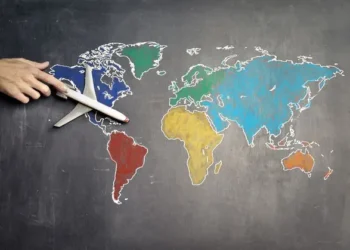 Navigating the Maple Leaf: A Comprehensive Guide to Canada Visa for Tourists, Specifically Tailored for Chilean Citizens