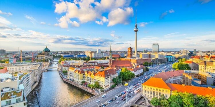 A Guide to Dual Citizenship and Passport Transfers