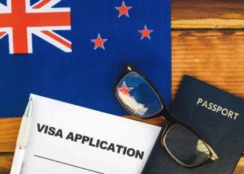 Navigating New Zealand Entry Requirements: A Guide to ETA Visa for German Citizens and Traditional Visas for US Citizens