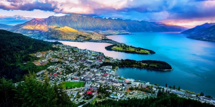 Citizens of the Netherlands and Italy Obtain a New Zealand Visa?