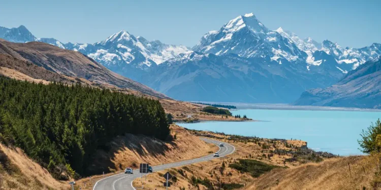 New Zealand Visitor Visa and Requirements