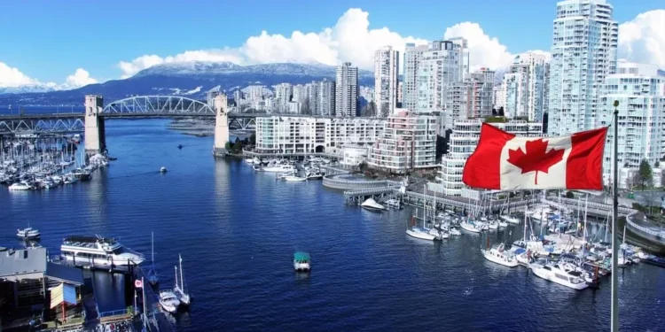 What Can Canada Visa for Tourists and You Expect from Your Visit?