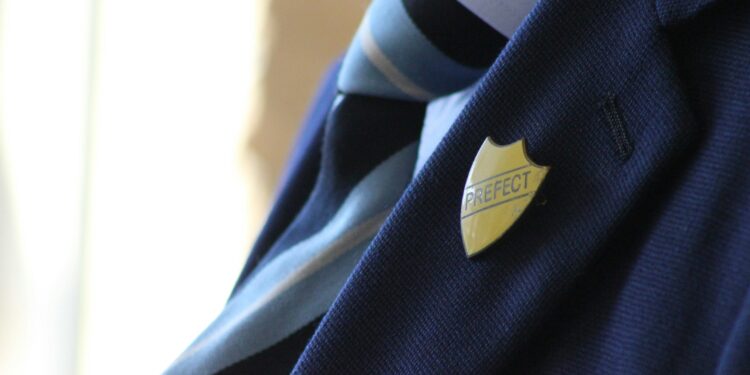 5 Common Mistakes Companies Make When Ordering Corporate Uniforms