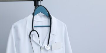 Why Custom Scrubs Are Essential for Modern Hospitals and Clinics